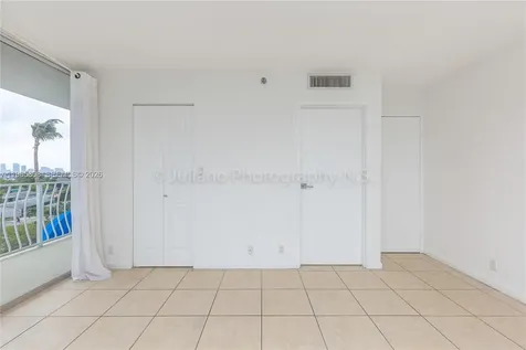 7601 E Treasure Drive North Bay Village FL 33141