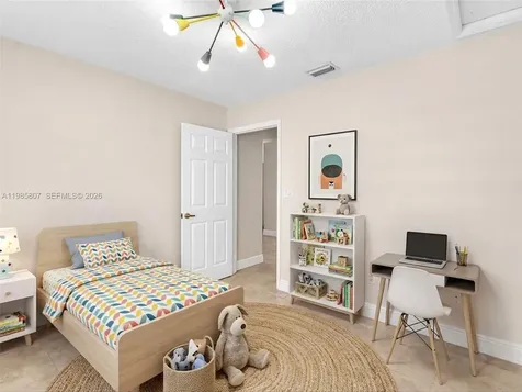 1208 NW 170th Avenue Pembroke Pines FL 33028