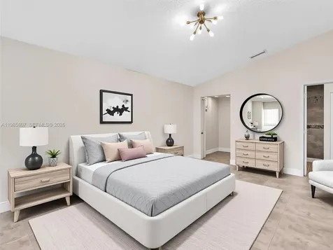 1208 NW 170th Avenue Pembroke Pines FL 33028