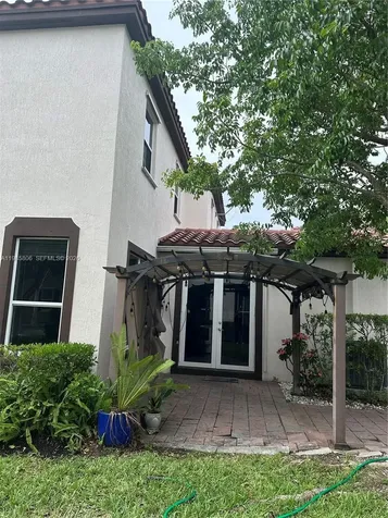 9500 SW 171st Avenue Miami FL 33196