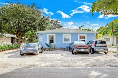 2302 Taylor Street Hollywood FL 33020