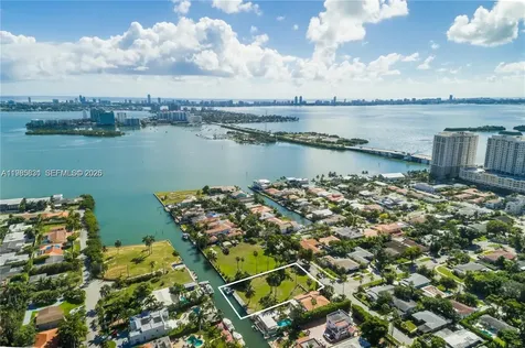 1095 NE 83rd Street Miami FL 33138