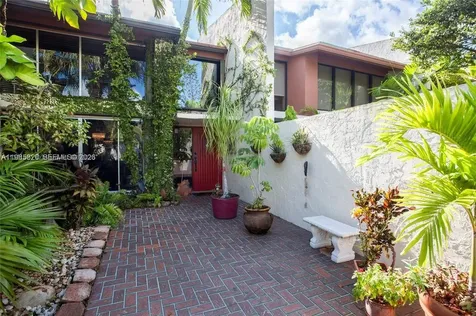 10449 SW 78th Street Miami FL 33173