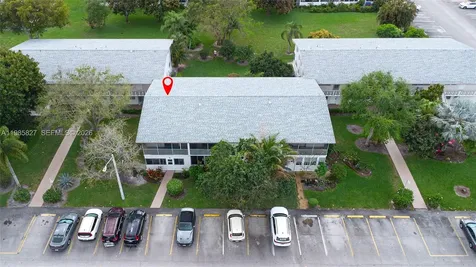 418 Sheffield Q West Palm Beach FL 33417
