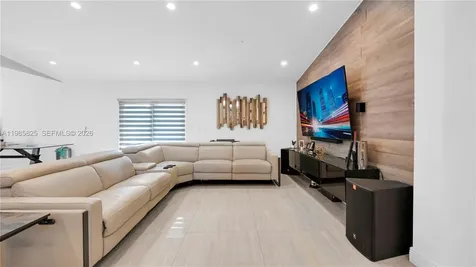 16898 Crestview Lane Weston FL 33326