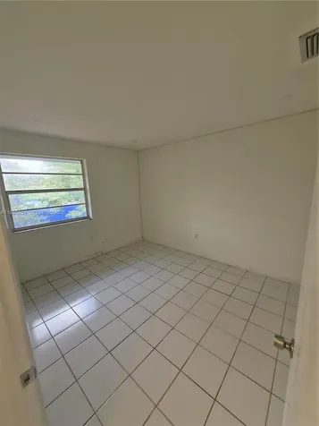 15421 SW 81st Cir Lane Miami FL 33193