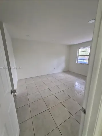15421 SW 81st Cir Lane Miami FL 33193