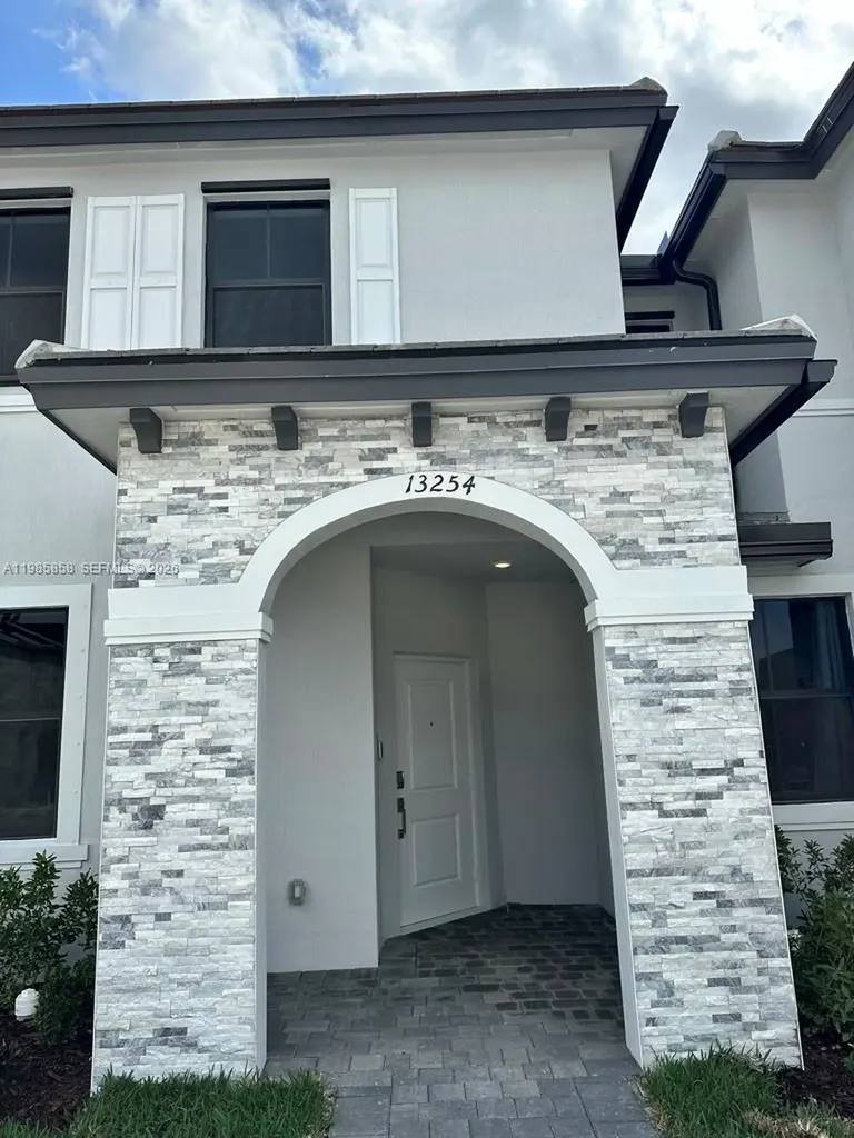 13254 SW 285th Street Homestead FL 33033