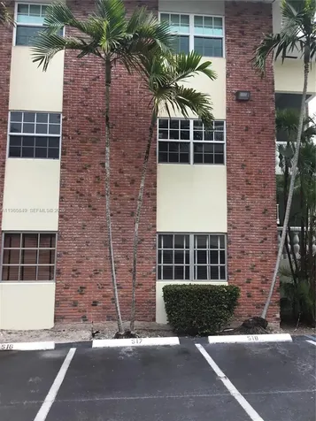 2424 SE 17th Causeway Fort Lauderdale FL 33316