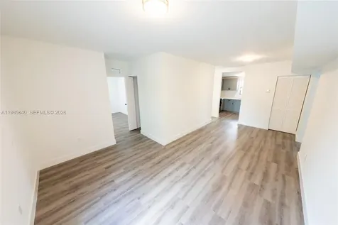 618 SW 21st Avenue Miami FL 33135