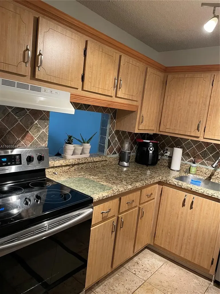 2828 Casita Way Delray Beach FL 33445