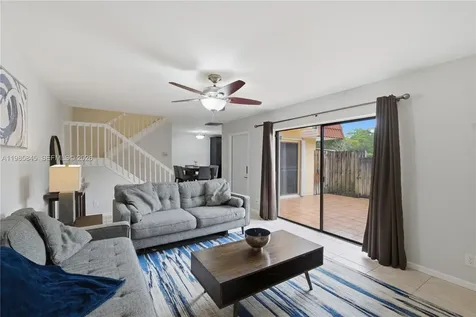 752 NW 98th Way Plantation FL 33324