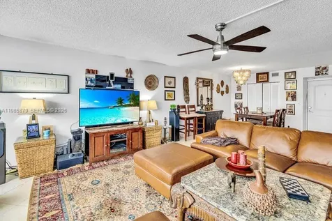 100 Bayview Drive Sunny Isles Beach FL 33160