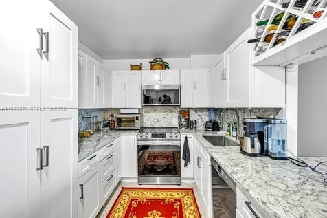 100 Bayview Drive Sunny Isles Beach FL 33160