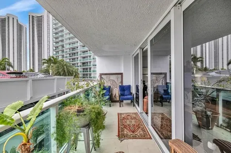 100 Bayview Drive Sunny Isles Beach FL 33160