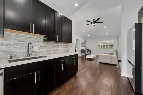 7110 NW 173rd Drive Hialeah FL 33015