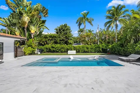1117 Adams Street Hollywood FL 33019