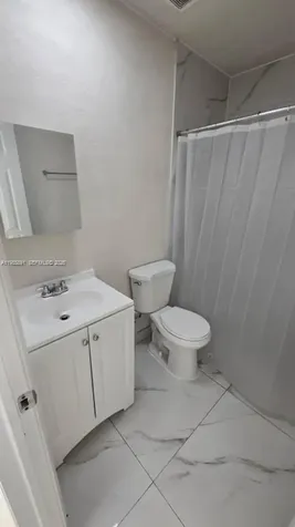 208 Avondale Drive Pompano Beach FL 33060