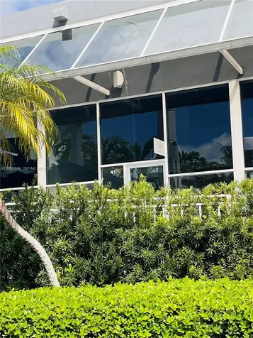 260 Crandon Boulevard Key Biscayne FL 33149