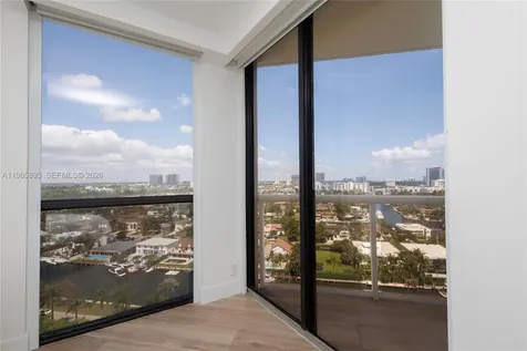 3640 Yacht Club Drive Aventura FL 33180