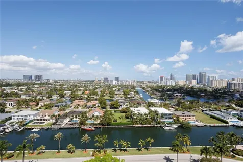 3640 Yacht Club Drive Aventura FL 33180