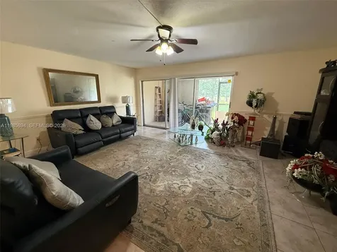 4136 Inverrary Drive Lauderhill FL 33319