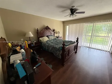 4136 Inverrary Drive Lauderhill FL 33319