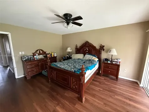 4136 Inverrary Drive Lauderhill FL 33319
