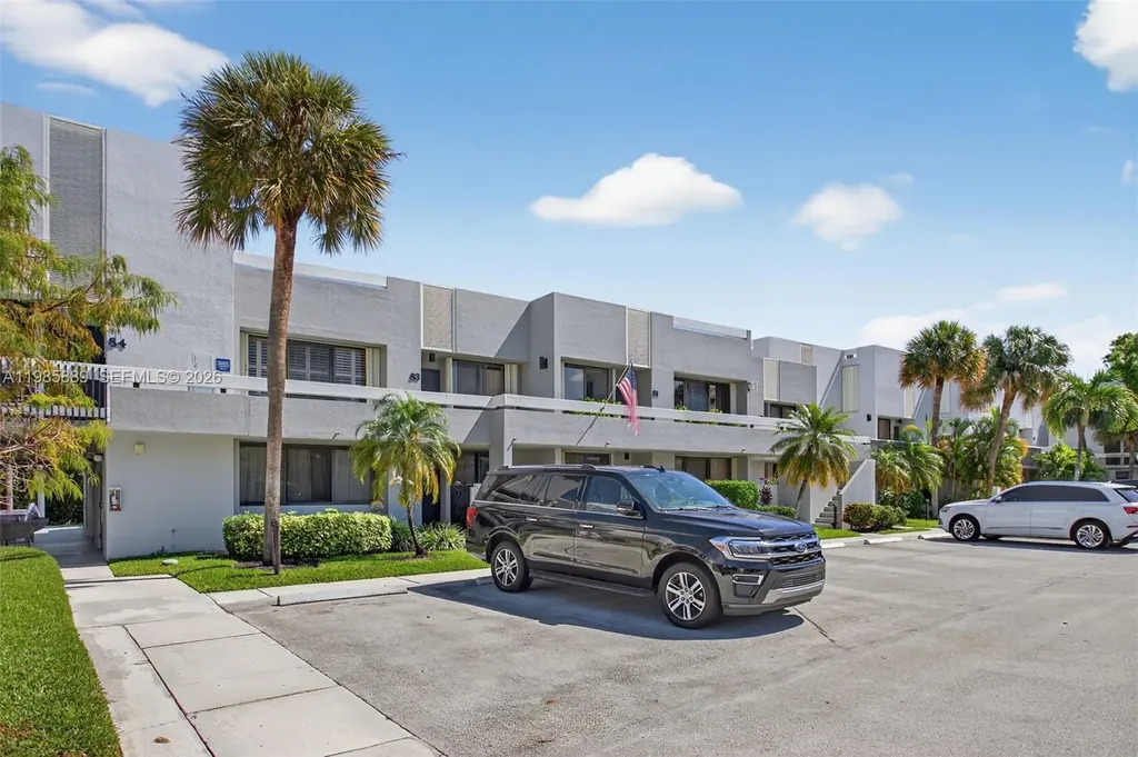 1100 SE 5th Court Pompano Beach FL 33060