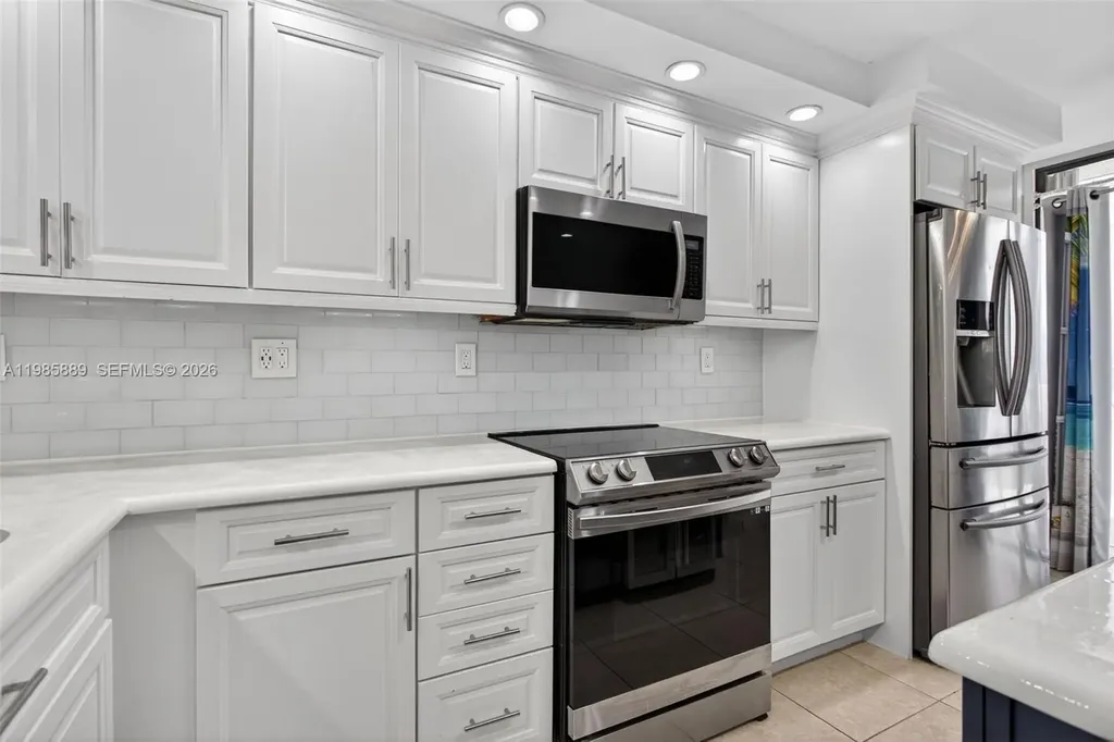 1100 SE 5th Court Pompano Beach FL 33060