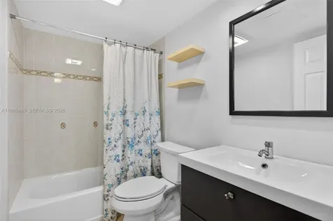 1100 SE 5th Court Pompano Beach FL 33060