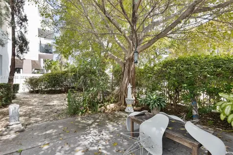 1001 7th Street Miami Beach FL 33139