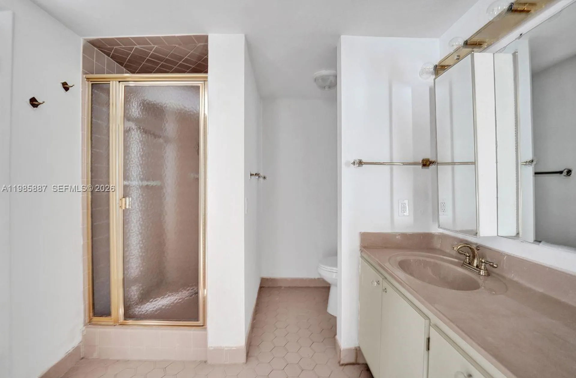 4001 Hillcrest Drive Hollywood FL 33021
