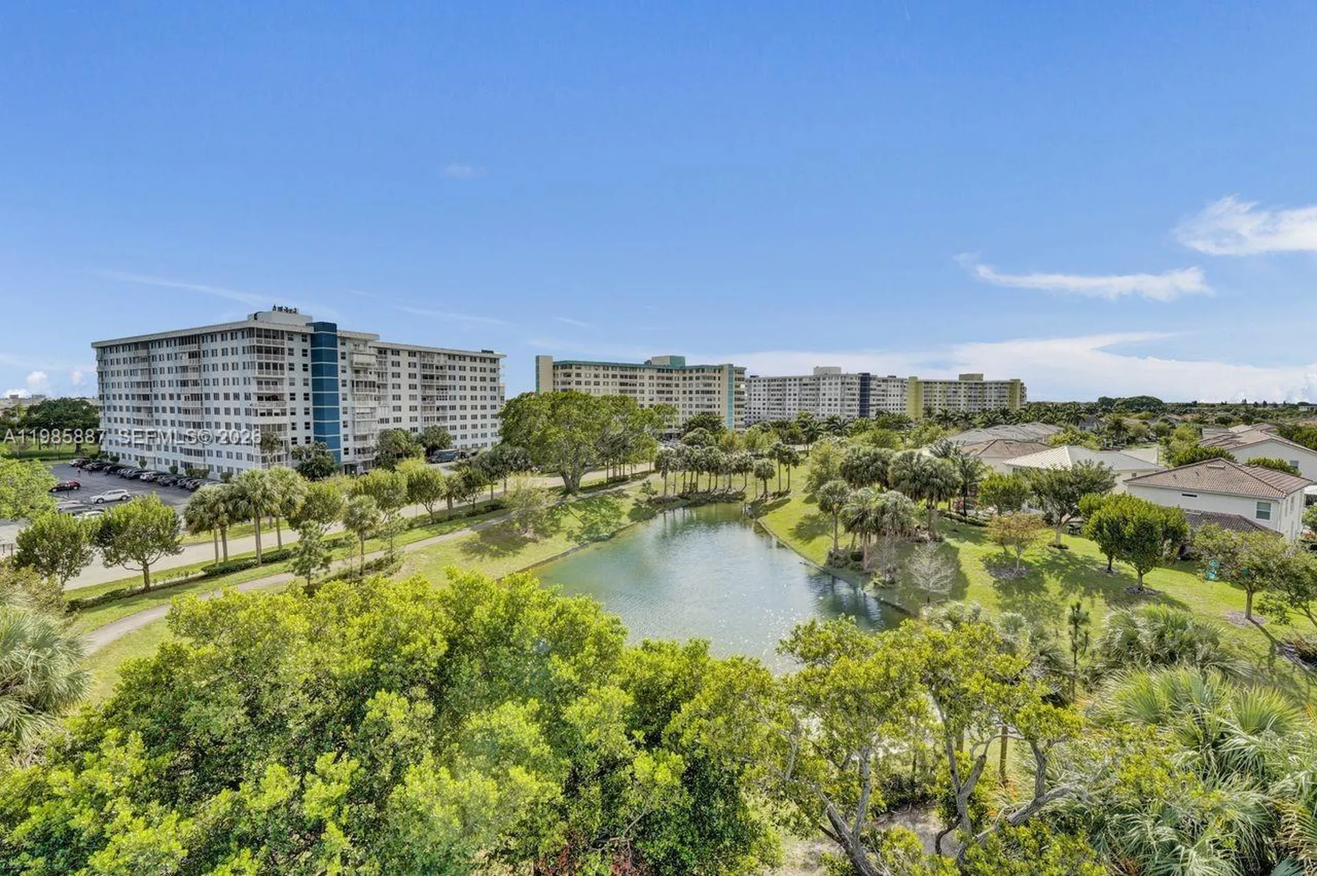 4001 Hillcrest Drive Hollywood FL 33021