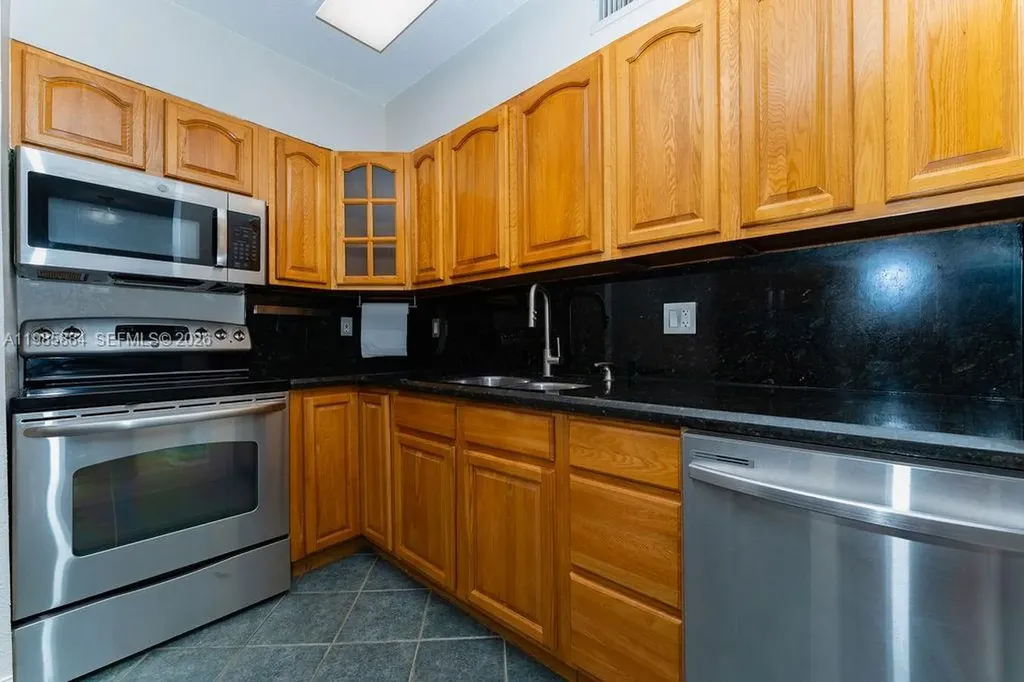 1474 NE 48th Court Pompano Beach FL 33064