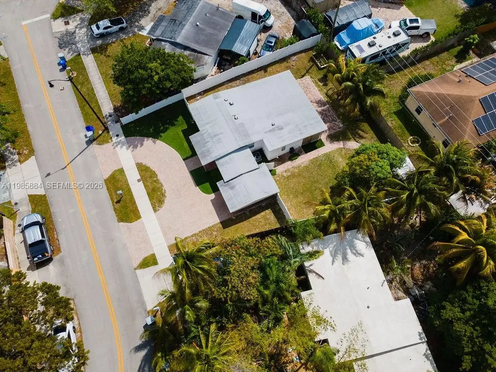 1474 NE 48th Court Pompano Beach FL 33064