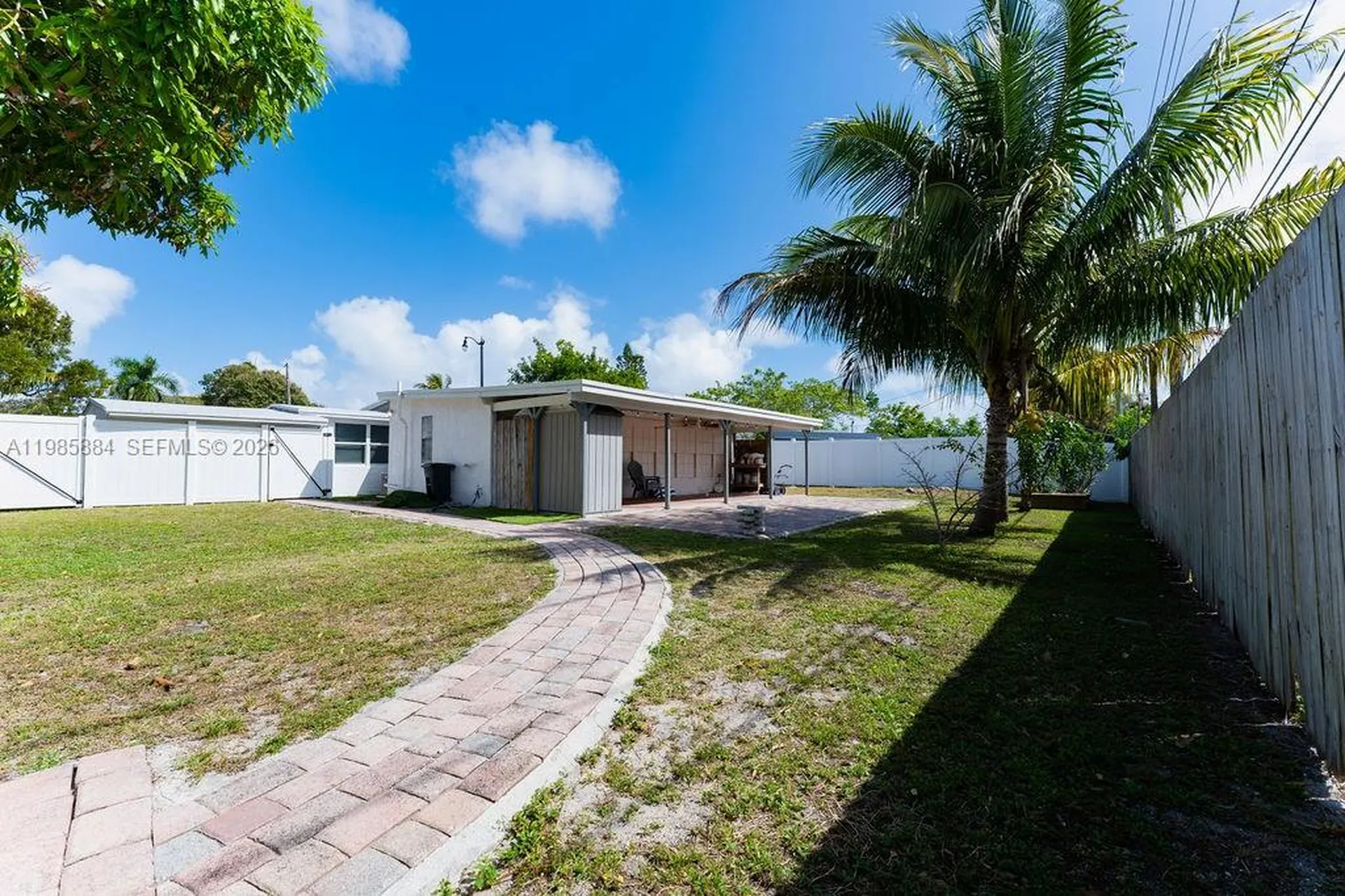 1474 NE 48th Court Pompano Beach FL 33064