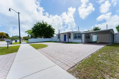 1474 NE 48th Court Pompano Beach FL 33064