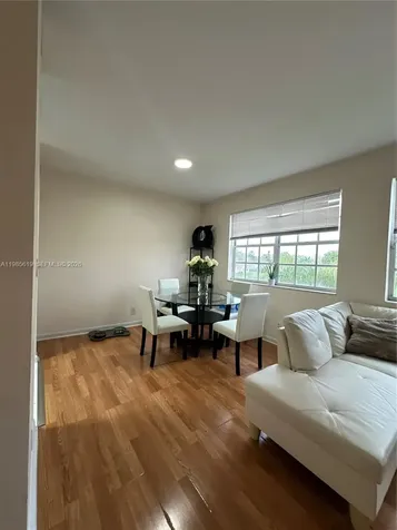 8657 SW 5th Street Pembroke Pines FL 33025