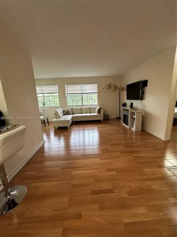 8657 SW 5th Street Pembroke Pines FL 33025