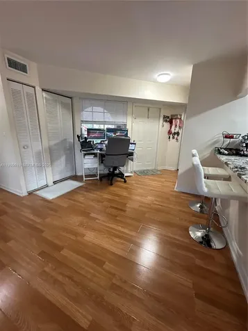 8657 SW 5th Street Pembroke Pines FL 33025