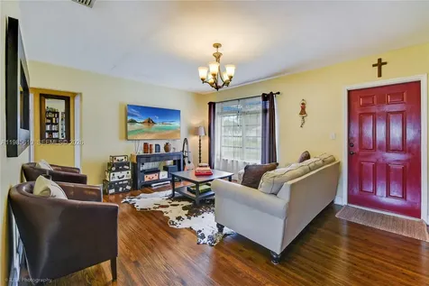 6457 SW 10th Street West Miami FL 33144