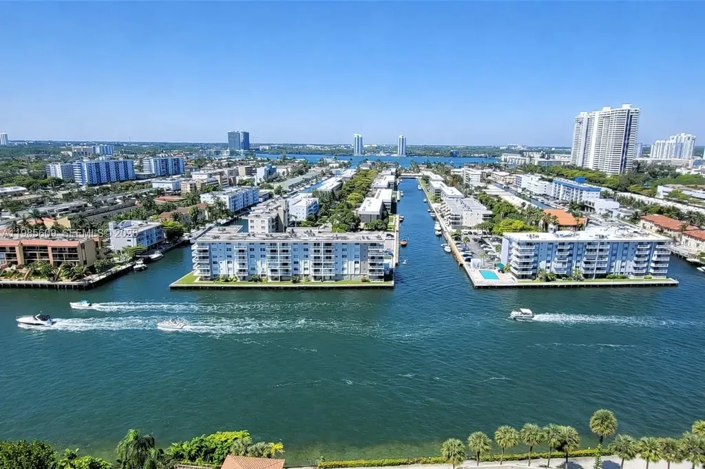 290 W 174th Street Sunny Isles Beach FL 33160