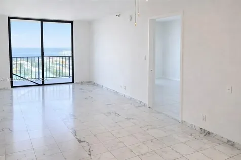 290 W 174th Street Sunny Isles Beach FL 33160
