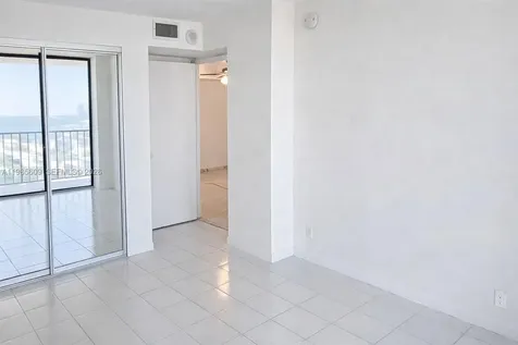 290 W 174th Street Sunny Isles Beach FL 33160
