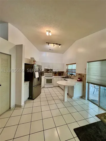 2102 NW 193rd Avenue Pembroke Pines FL 33029