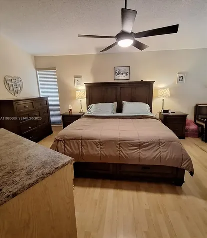 2102 NW 193rd Avenue Pembroke Pines FL 33029