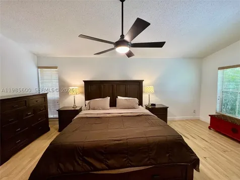 2102 NW 193rd Avenue Pembroke Pines FL 33029