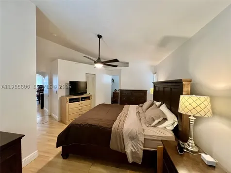 2102 NW 193rd Avenue Pembroke Pines FL 33029