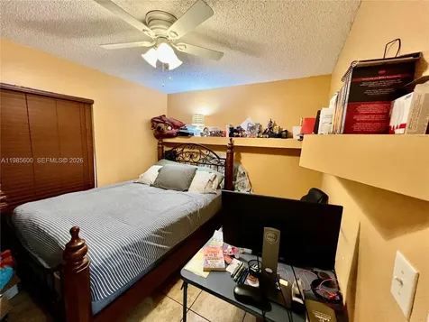 2102 NW 193rd Avenue Pembroke Pines FL 33029